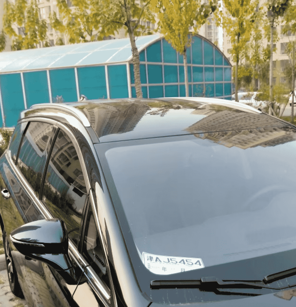 Xevaban.com ở 214 Giải Phóng là đơn vị chuyên cung cấp phụ kiện oto, đồ chơi oto, đồ chơi m6, phụ kiện m6, xevaban, 214 giải phóng, thanh dọc giá nóc m6, thanh giá nóc m6, thanh nóc nhôm m6, thanh nóc thể thao m6.